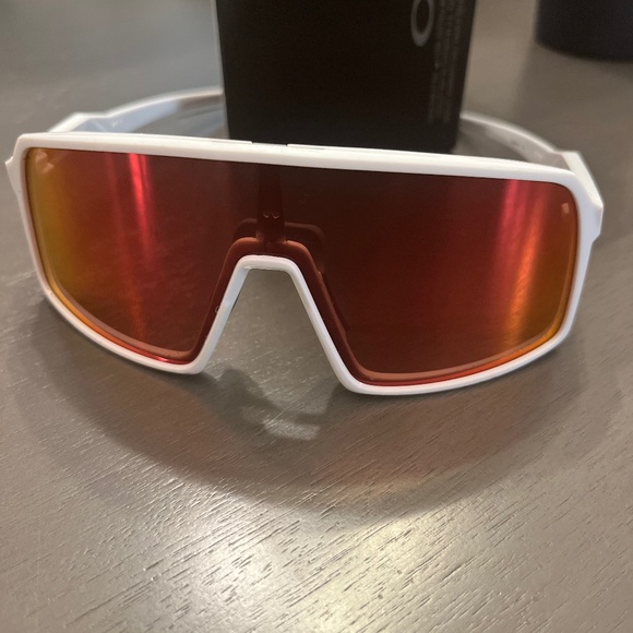 Oakley Men’s Sutra Sunglasses - Picture 1 of 6